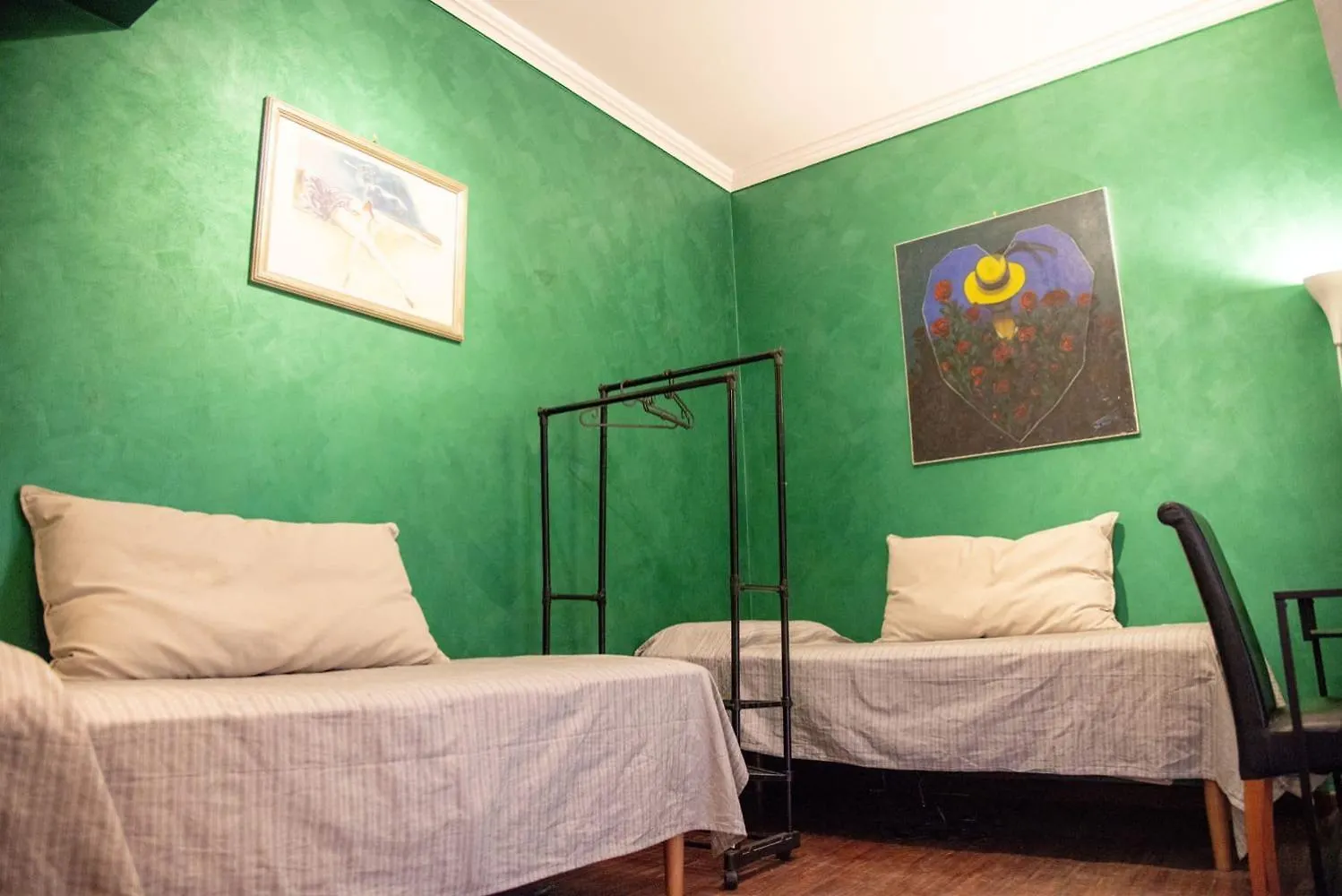 Casa Immaginalisti Hotell Lido di Ostia 0*,  Italien